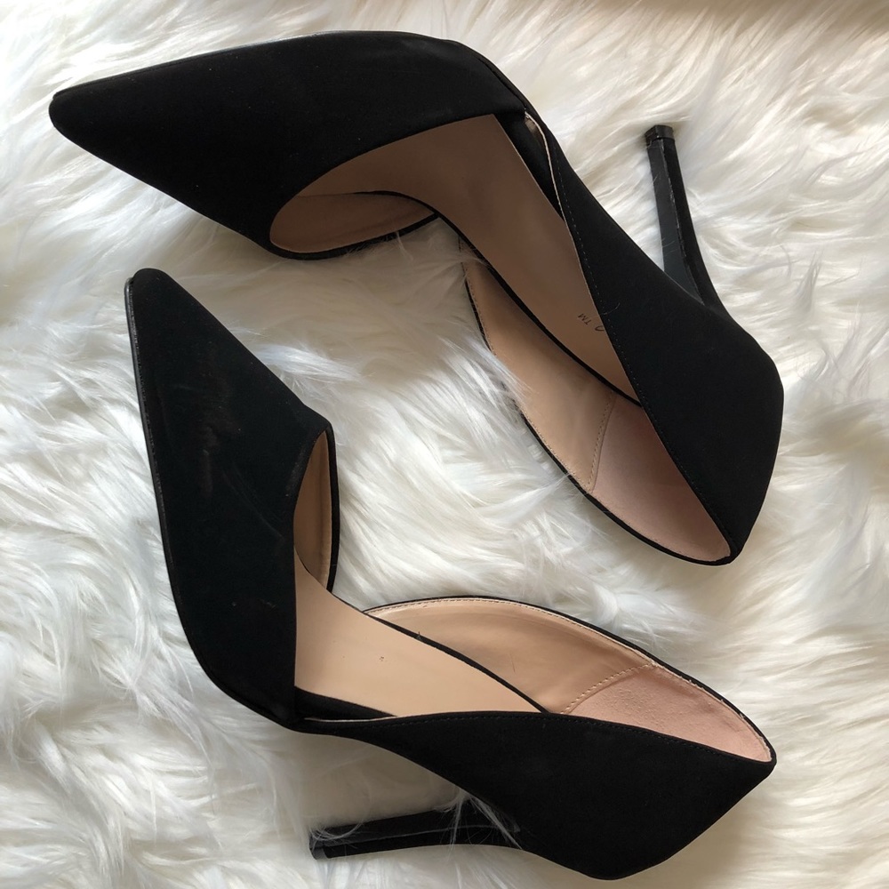 Black suede pumps size 10